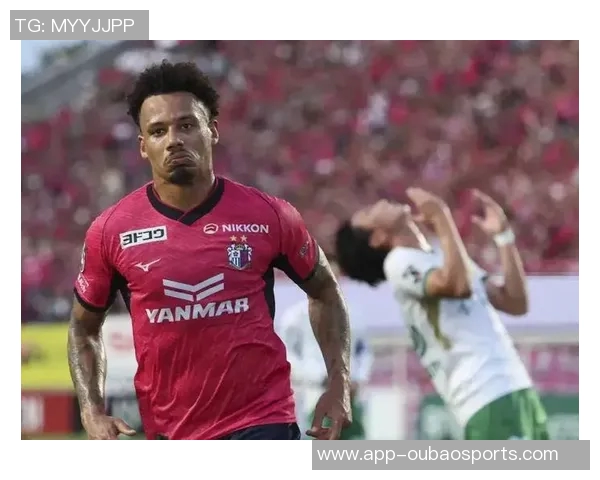 申花官方宣布巴西前锋拉斐尔拉唐正式加盟球队助力新赛季 申花官方宣布巴西前锋拉斐尔拉唐正式加盟球队助力新赛季