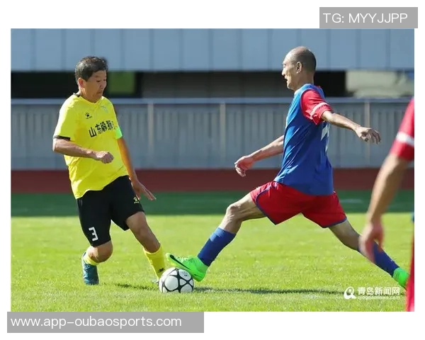 布莱克莫尔呼吁卡里克重用年轻球员莱西不应因年龄小而忽视其潜力 布莱克莫尔呼吁卡里克重用年轻球员莱西不应因年龄小而忽视其潜力