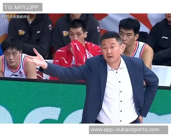 费尔斯表现抢眼15投9中斩获21分5篮板6助攻3抢断尽管有6次失误