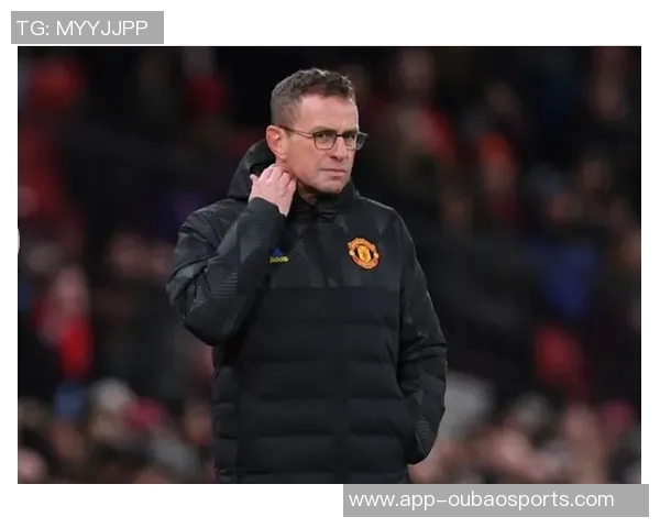 布拉德利与索博斯洛伊英超黄牌累积已达四张再吃一张将面临停赛风险