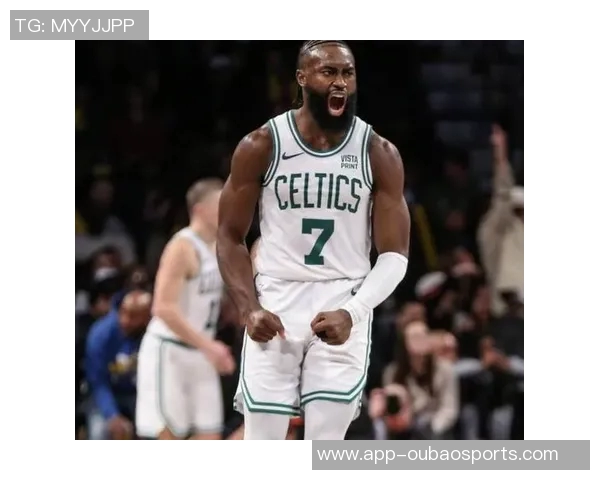 杰伦布朗因病缺阵昨日今日状态回暖将出战湖人比赛